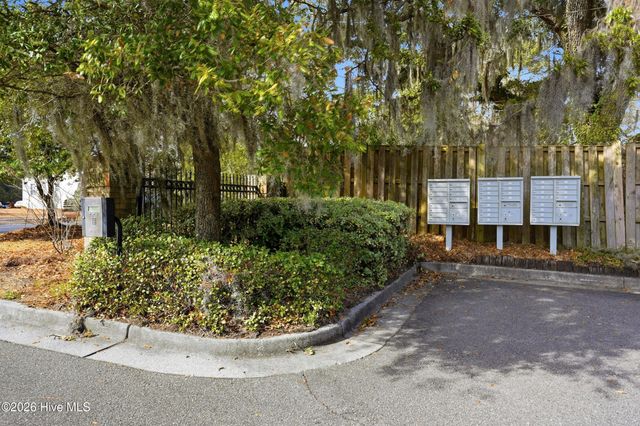 123 Covil Avenue 203, Wilmington, NC 28403