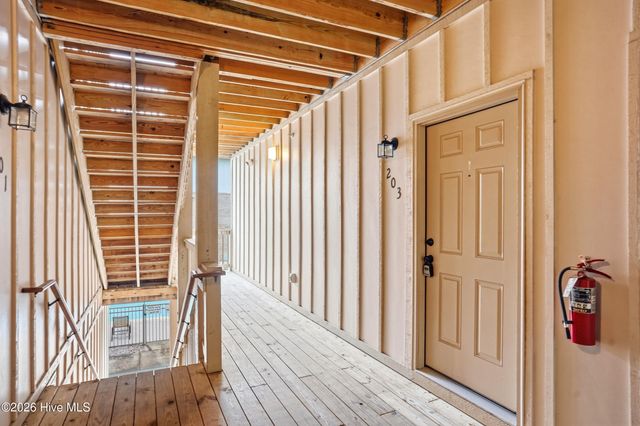 123 Covil Avenue 203, Wilmington, NC 28403