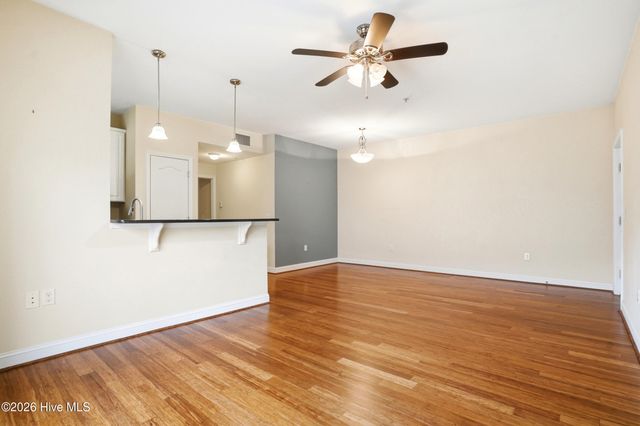 123 Covil Avenue 203, Wilmington, NC 28403