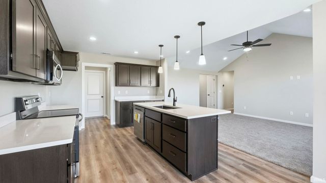 10967 Oaklynn Reserve Boulevard, Fort Wayne, IN 46835