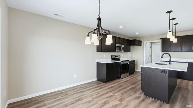 10967 Oaklynn Reserve Boulevard, Fort Wayne, IN 46835