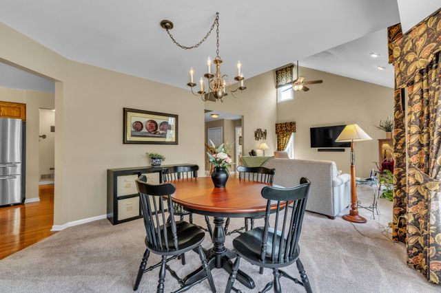 14756 Village Court, Plymouth Charter Twp, MI 48170