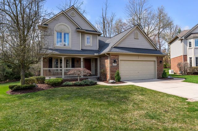 14756 Village Court, Plymouth Charter Twp, MI 48170