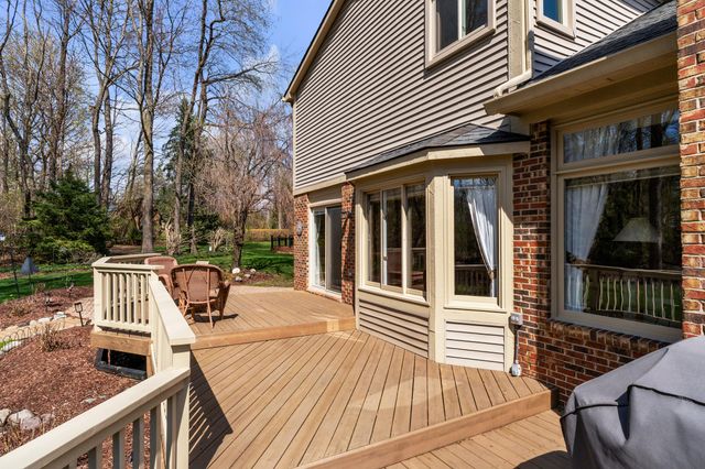 14756 Village Court, Plymouth Charter Twp, MI 48170