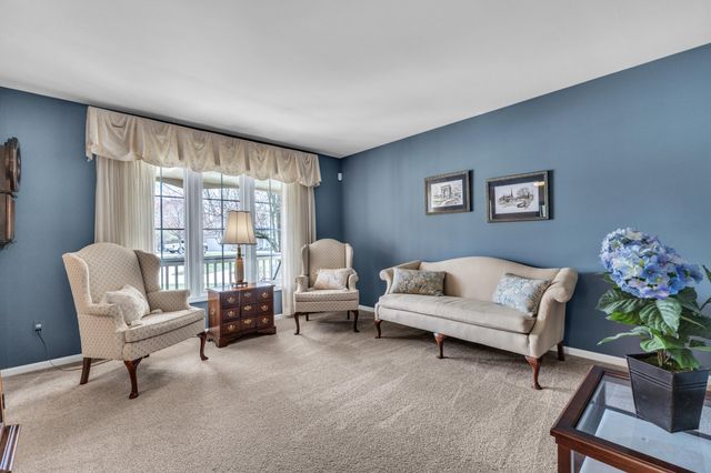 14756 Village Court, Plymouth Charter Twp, MI 48170