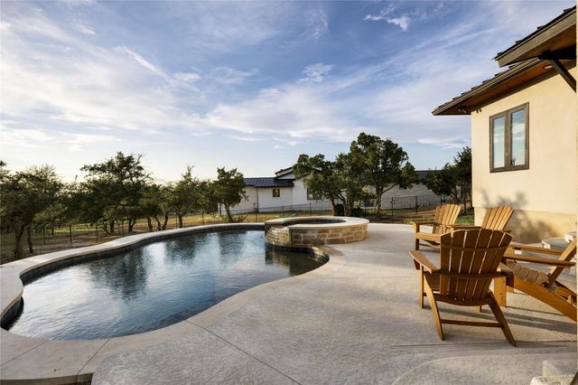 8112 Kuhn DR, Austin, TX 78736