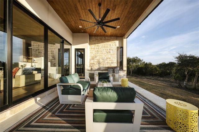 8112 Kuhn DR, Austin, TX 78736
