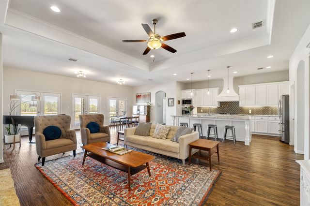 5750 High Mesa Drive, Justin, TX 76247