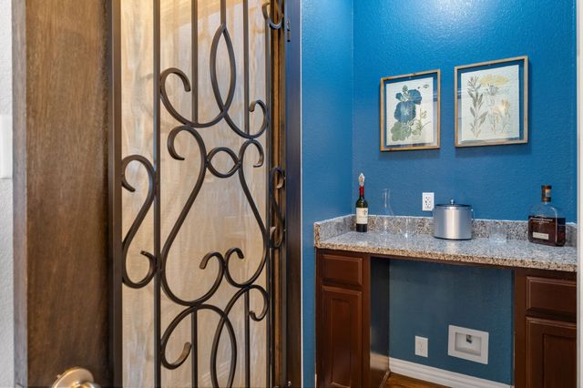 5750 High Mesa Drive, Justin, TX 76247