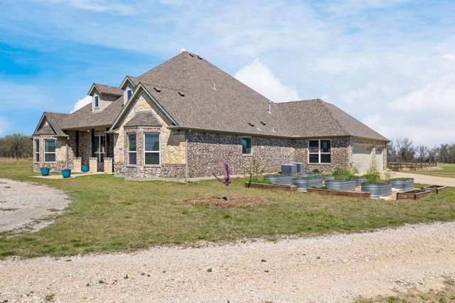 5750 High Mesa Drive, Justin, TX 76247