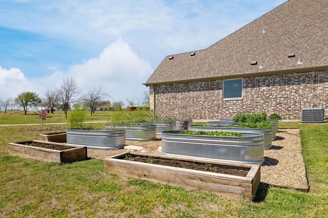 5750 High Mesa Drive, Justin, TX 76247