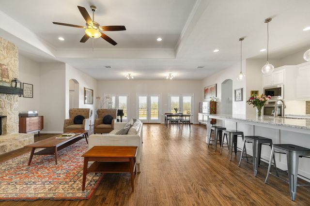 5750 High Mesa Drive, Justin, TX 76247