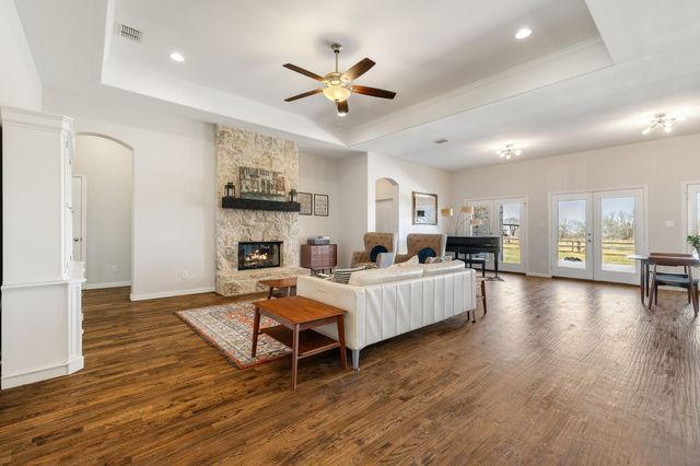 5750 High Mesa Drive, Justin, TX 76247