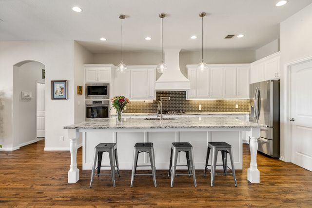 5750 High Mesa Drive, Justin, TX 76247