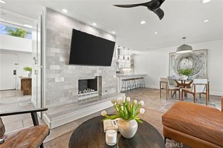 1222 Las Arenas Way 23, Costa Mesa, CA 92627