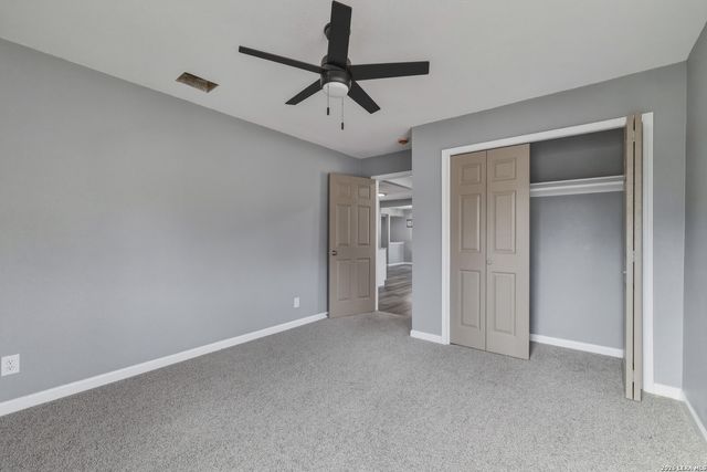 2258 W Mill St, New Braunfels, TX 78130