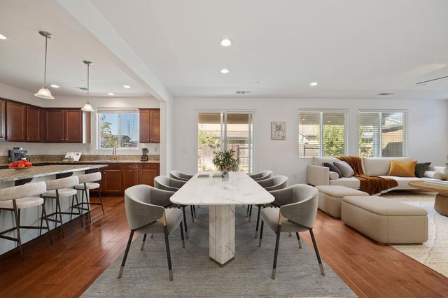 6888 W Parr, Fresno, CA 93722