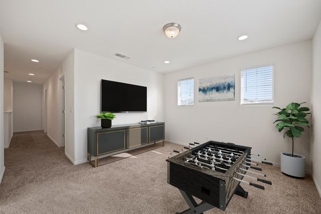 6888 W Parr, Fresno, CA 93722