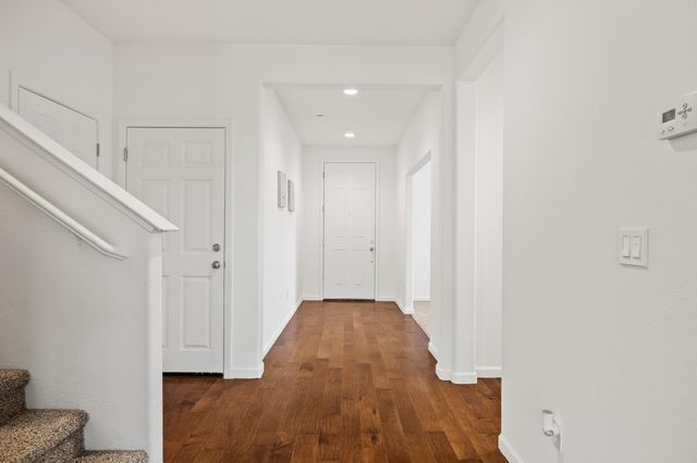 6888 W Parr, Fresno, CA 93722