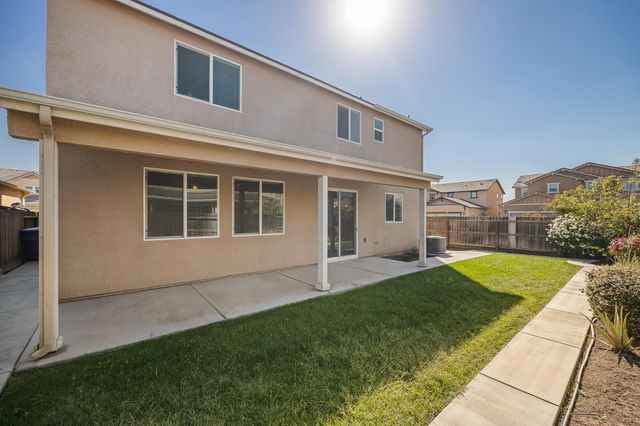 6888 W Parr, Fresno, CA 93722