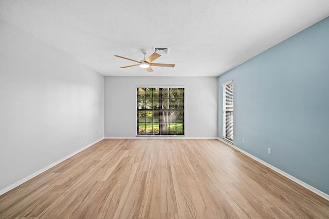 433 Pine Villa Drive, Atlantis, FL 33462