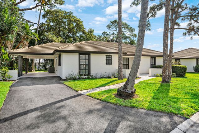433 Pine Villa Drive, Atlantis, FL 33462