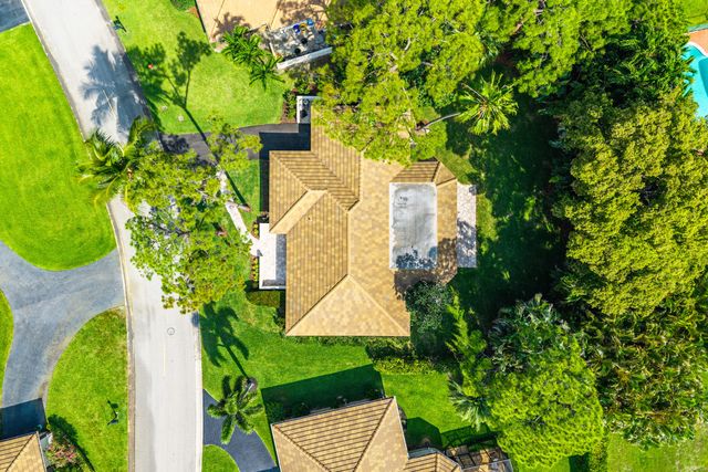 433 Pine Villa Drive, Atlantis, FL 33462