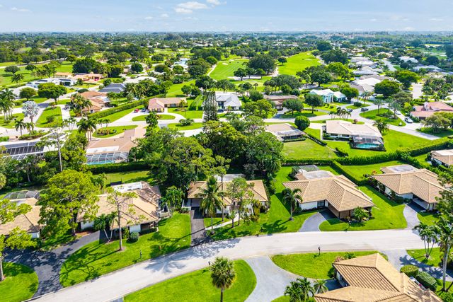 433 Pine Villa Drive, Atlantis, FL 33462
