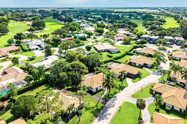 433 Pine Villa Drive, Atlantis, FL 33462