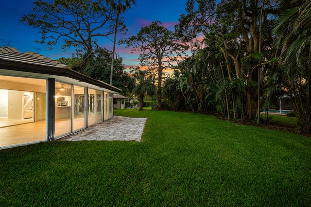 433 Pine Villa Drive, Atlantis, FL 33462