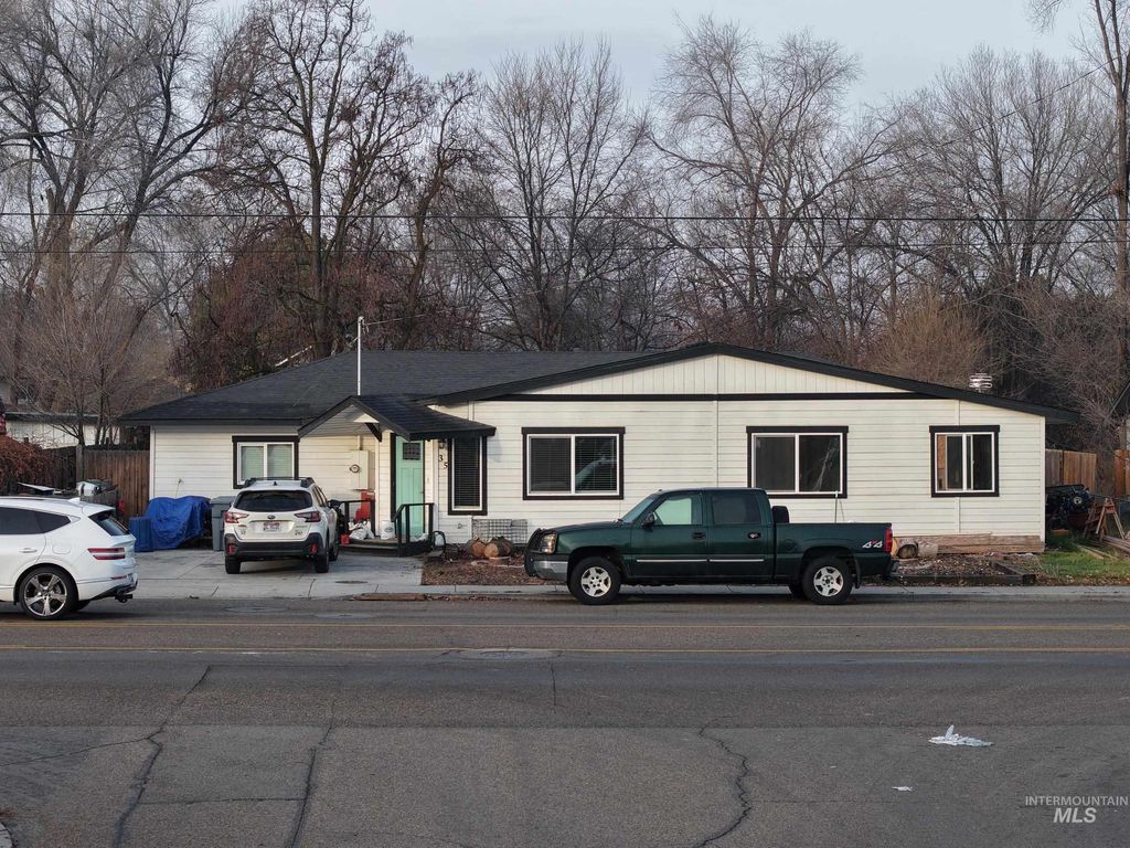 35 N Midland Blvd., Nampa, ID 83651
