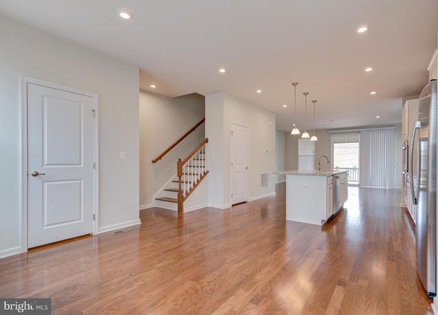 22313 SEABRING TER, Ashburn, VA 20148