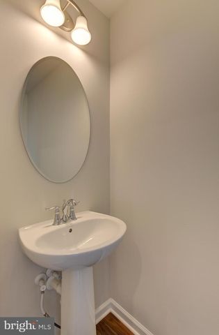 22313 SEABRING TER, Ashburn, VA 20148