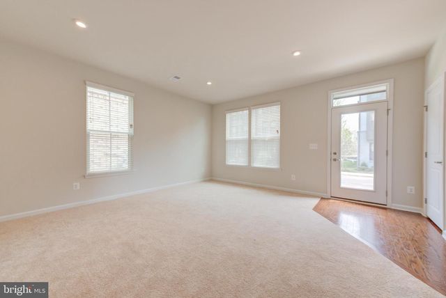 22313 SEABRING TER, Ashburn, VA 20148