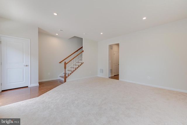 22313 SEABRING TER, Ashburn, VA 20148