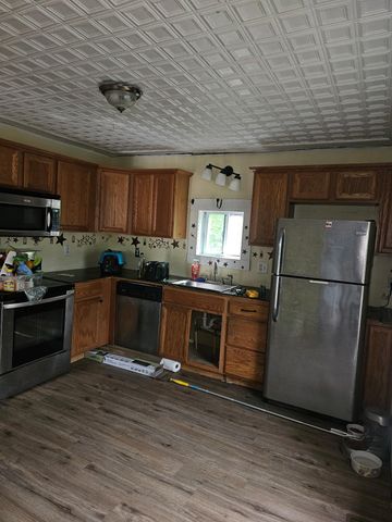 88 South Main Street, Laconia, NH 03246
