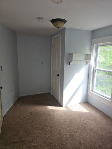88 South Main Street, Laconia, NH 03246