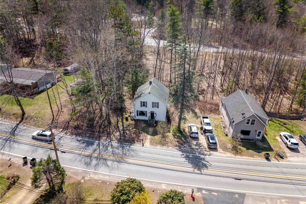 88 South Main Street, Laconia, NH 03246