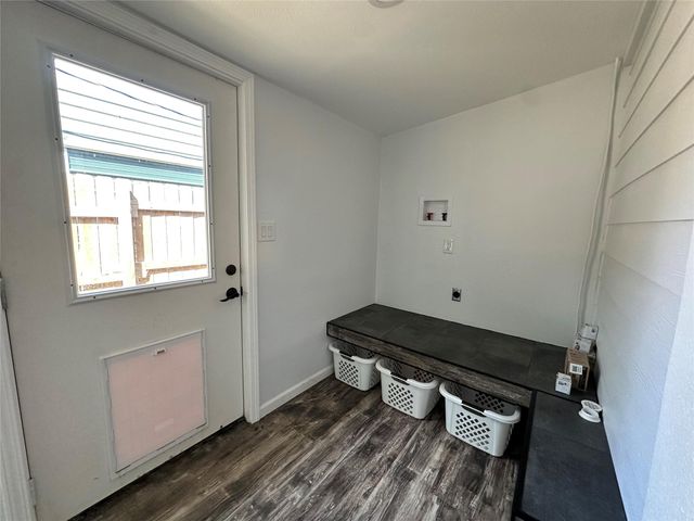 195 Lakeside Drive, Zavalla, TX 75980