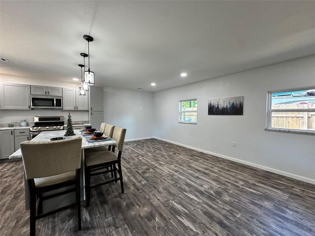 195 Lakeside Drive, Zavalla, TX 75980