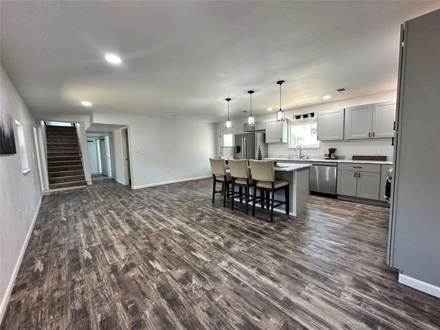 195 Lakeside Drive, Zavalla, TX 75980