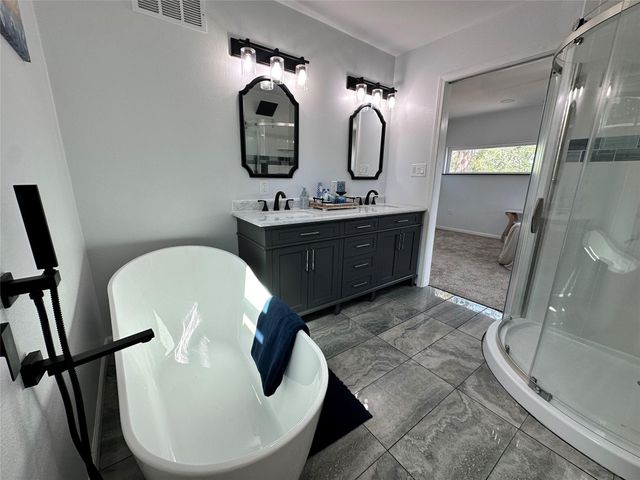 195 Lakeside Drive, Zavalla, TX 75980