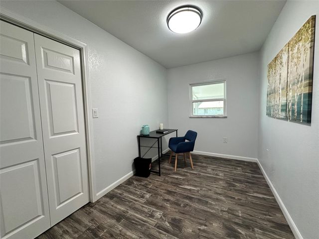 195 Lakeside Drive, Zavalla, TX 75980