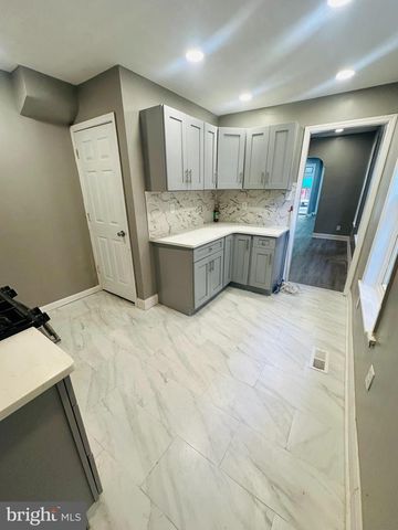 2240 N 18TH ST, Philadelphia, PA 19132