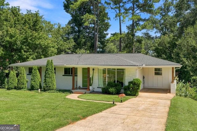 2934 Lynda Place, Decatur, GA 30032