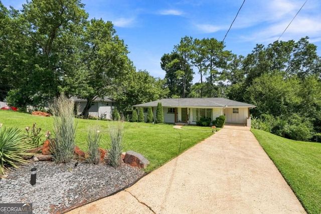 2934 Lynda Place, Decatur, GA 30032