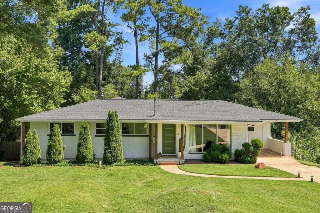 2934 Lynda Place, Decatur, GA 30032