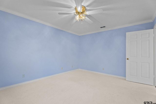 1807 Royal Oak Dr, Tyler, TX 75703