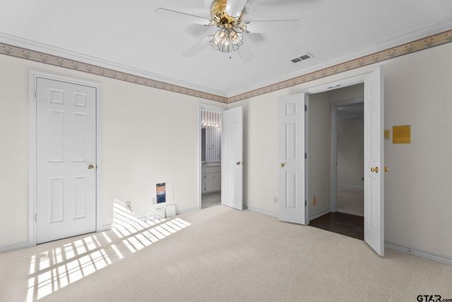 1807 Royal Oak Dr, Tyler, TX 75703