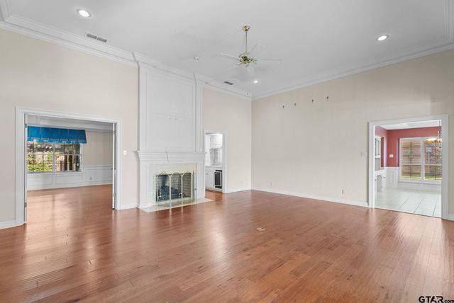 1807 Royal Oak Dr, Tyler, TX 75703